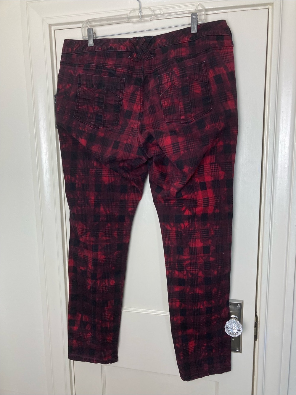 Tripp NYC red plaid distressed tie dye pants jeans Punk grunge goth size 18 - Picture 5 of 16